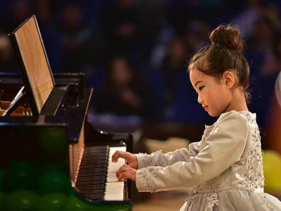 汕头钢琴家教价格多少钱一小时？收费标准？